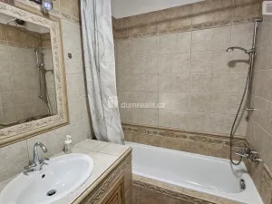 Pronájem bytu 2+kk, Praha - Vysočany, Pešlova, 52 m2