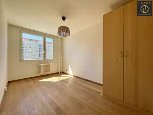 Pronájem bytu 2+kk, Praha - Kobylisy, Frýdlantská, 43 m2