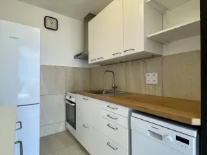 Pronájem bytu 2+kk, Praha - Kobylisy, Frýdlantská, 43 m2