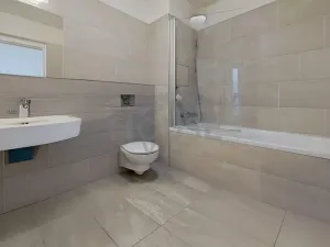 Prodej bytu 2+kk, Praha - Hrdlořezy, 65 m2