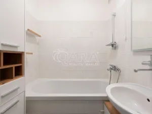 Pronájem bytu 2+1, Praha - Vršovice, Gruzínská, 53 m2