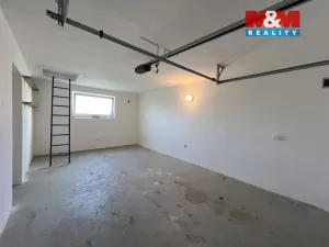 Prodej garáže, Krnov, Svatováclavská, 50 m2