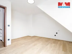 Prodej rodinného domu, Beroun, V Lukách, 150 m2