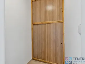 Pronájem bytu 3+1, Praha - Strašnice, Křenická, 68 m2