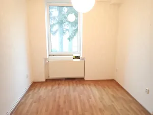 Pronájem bytu 1+1, Železnice, Tyršova, 33 m2