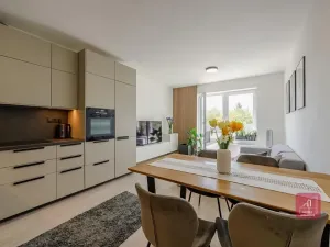 Prodej bytu 2+kk, Brno, Křepelčí, 71 m2