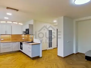 Pronájem bytu 3+kk, Beroun - Beroun-Město, 70 m2