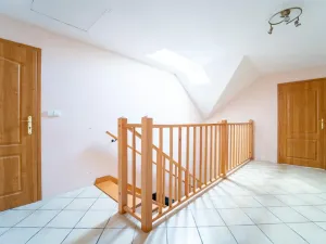 Prodej rodinného domu, Kolín - Sendražice, K Ovčárům, 206 m2