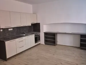 Pronájem bytu 2+kk, Cheb, Úzká, 69 m2