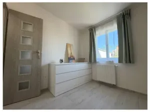 Pronájem bytu 2+1, Praha - Žižkov, Na Jarově, 35 m2