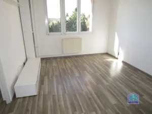 Pronájem bytu 2+1, Kladruby, Kostelní, 58 m2