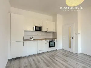 Pronájem bytu 2+kk, Praha - Michle, U plynárny, 44 m2