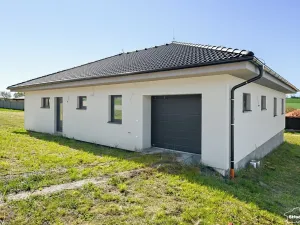 Prodej rodinného domu, Chabeřice, 157 m2