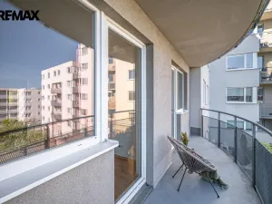 Prodej bytu 2+kk, Praha - Černý Most, Ocelkova, 56 m2