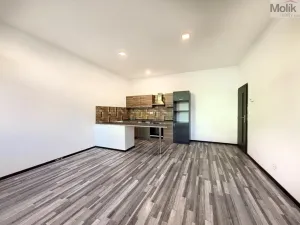 Pronájem bytu 3+kk, Lom, Osecká, 84 m2