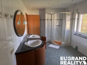 Prodej rodinného domu, Seifhennersdorf, Německo, 215 m2