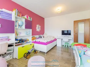 Prodej bytu 3+1, Znojmo, Dukelských bojovníků, 71 m2
