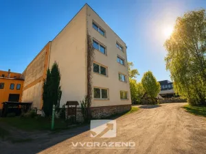 Prodej kanceláře, Mladá Boleslav - Mladá Boleslav IV, Ptácká, 1800 m2