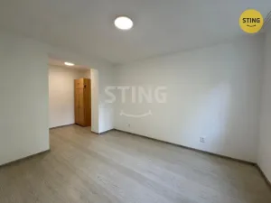 Pronájem bytu 2+1, Ostrava - Poruba, Dvorní, 59 m2