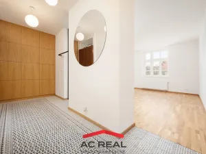 Pronájem bytu 2+1, Brno, Čápkova, 73 m2