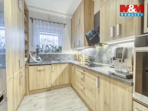 Prodej bytu 4+kk, Králův Dvůr - Křižatky, Na Vinohradech, 94 m2