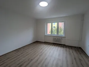 Pronájem bytu 2+kk, Ústí nad Labem - Neštěmice, Mlýnská, 53 m2