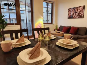Pronájem bytu 2+kk, Karlovy Vary, Svahová, 45 m2