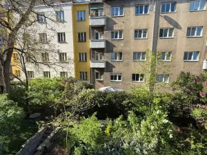 Pronájem bytu 2+kk, Praha - Vinohrady, V Horní Stromce, 45 m2