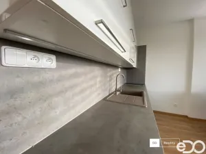 Pronájem bytu 1+kk, Mladá Boleslav, Laurinova, 28 m2