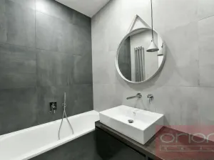 Pronájem bytu 4+kk, Praha - Vinohrady, náměstí Jiřího z Poděbrad, 107 m2