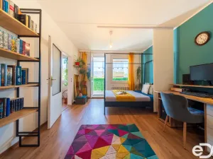 Prodej bytu 1+1, Praha, Valentova, 44 m2