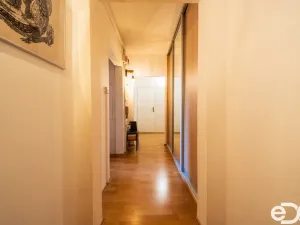 Prodej bytu 1+1, Praha, Valentova, 44 m2