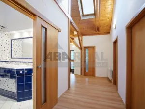 Pronájem rodinného domu, Praha - Přední Kopanina, Nové domy, 410 m2