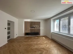 Pronájem bytu 3+1, Přelouč, K. Čapka, 75 m2