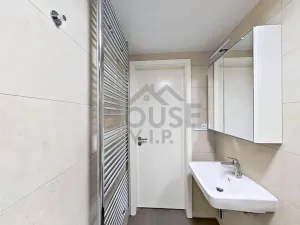 Prodej bytu 1+kk, Praha - Nové Město, Legerova, 28 m2