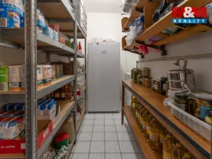 Prodej rodinného domu, Suchdol, 390 m2