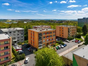 Prodej bytu 3+1, Chomutov, Kundratická, 66 m2