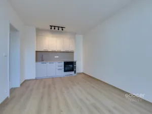 Pronájem bytu 2+kk, Praha - Vysočany, Poděbradská, 50 m2