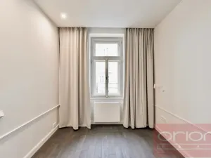 Pronájem bytu 4+kk, Praha - Vinohrady, Laubova, 167 m2