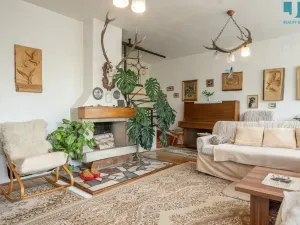 Pronájem rodinného domu, Náměšť nad Oslavou, Zámek, 207 m2