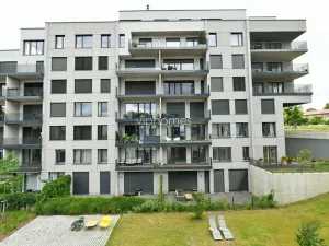 Pronájem bytu 3+kk, Praha - Smíchov, Grafická, 100 m2