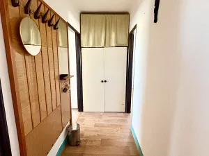 Prodej bytu 3+1, Rostoklaty, 52 m2
