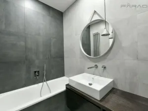 Pronájem bytu 4+kk, Praha - Vinohrady, náměstí Jiřího z Poděbrad, 107 m2