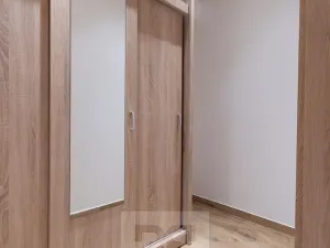 Pronájem bytu 3+kk, Praha - Kobylisy, Paláskova, 59 m2