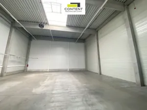 Pronájem skladu, Hradec Králové - Slezské Předměstí, Bratří Štefanů, 367 m2