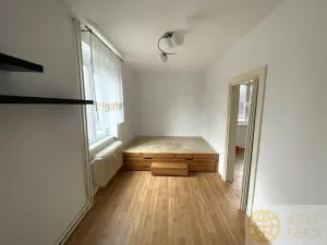 Pronájem bytu 2+1, Sezimovo Ústí, 9. května, 48 m2