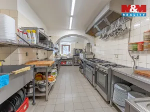 Prodej restaurace, Suchdol, 390 m2