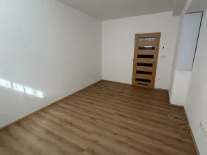 Pronájem bytu 2+1, Boskovice, Velenova, 50 m2
