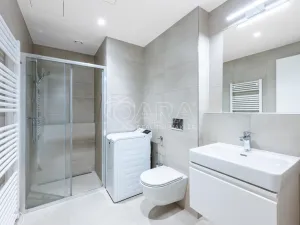 Pronájem bytu 1+kk, Praha - Karlín, Pobřežní, 35 m2