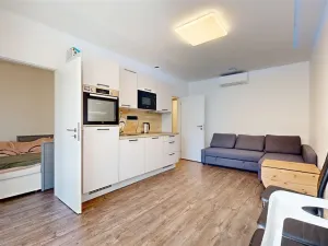 Prodej bytu 1+1, Horoměřice, B. Němcové, 36 m2